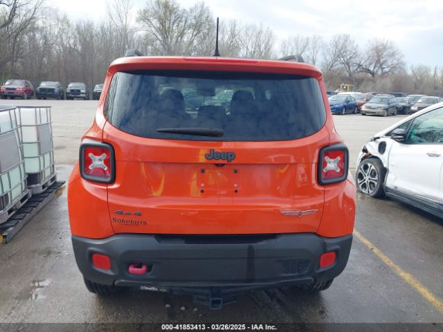ZACCJBCT2FPB83237 Jeep Renegade Trailhawk