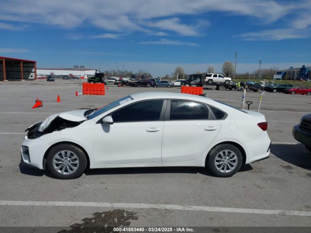3KPF24AD1LE257404 KIA FORTE FE
