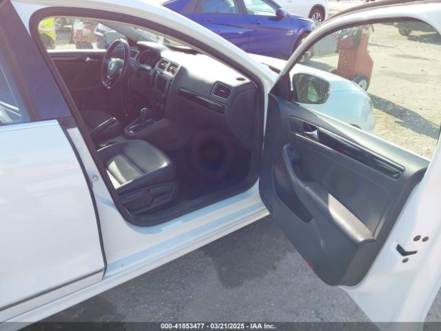 3VWL17AJ0HM258163 Volkswagen Jetta 1.8t Sel/1.8t Sel Premium