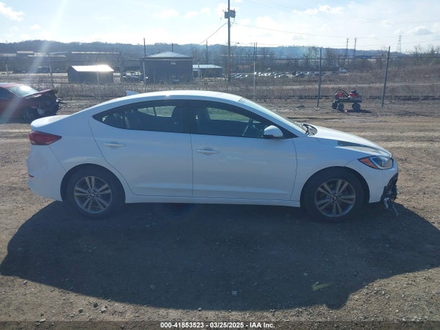 5NPD84LF3JH270507 Hyundai ELANTRA SEL