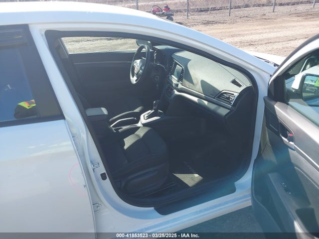 5NPD84LF3JH270507 Hyundai ELANTRA SEL