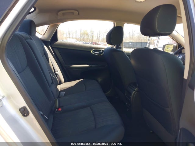 3N1AB7AP4KY238884 Nissan SENTRA SV