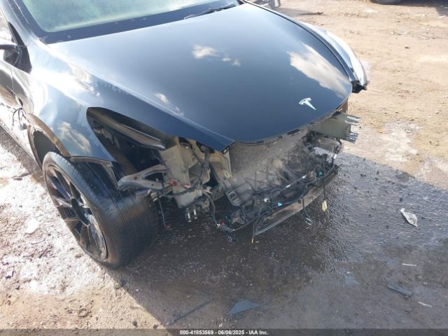 2021 TESLA MODEL Y 5YJYGAEE6MF137864 Photo 5