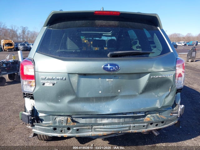 JF2SJAGC3JH593305 Subaru Forester 2.5i Premium