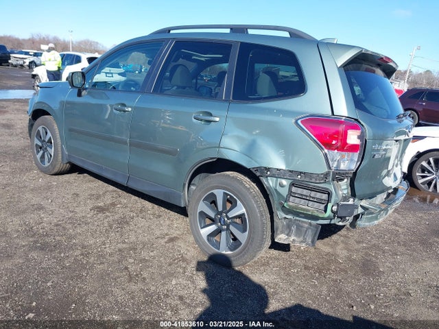 JF2SJAGC3JH593305 Subaru Forester 2.5i Premium