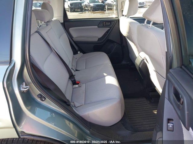 JF2SJAGC3JH593305 Subaru Forester 2.5i Premium
