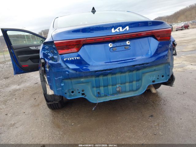 3KPF24AD4NE445224 KIA Forte Lxs