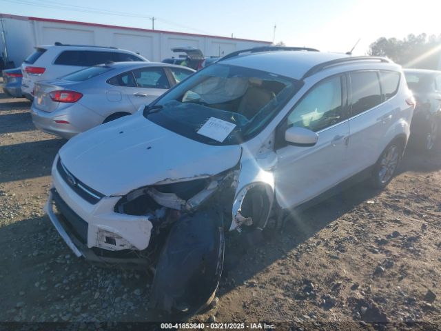 1FMCU0GX6GUA17596 Ford ESCAPE SE