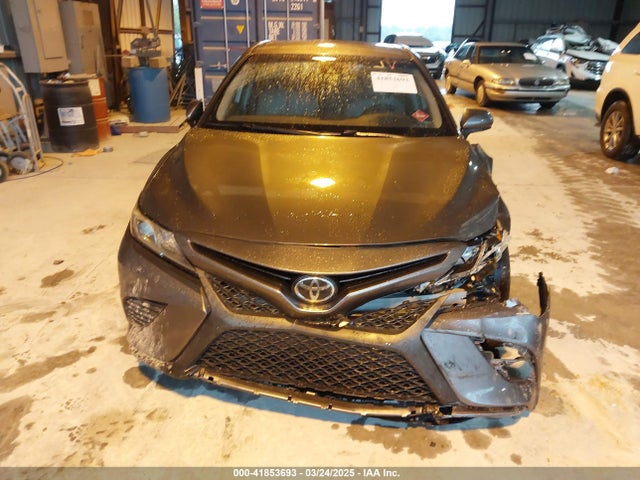 4T1B11HK8KU723894 Toyota CAMRY SE