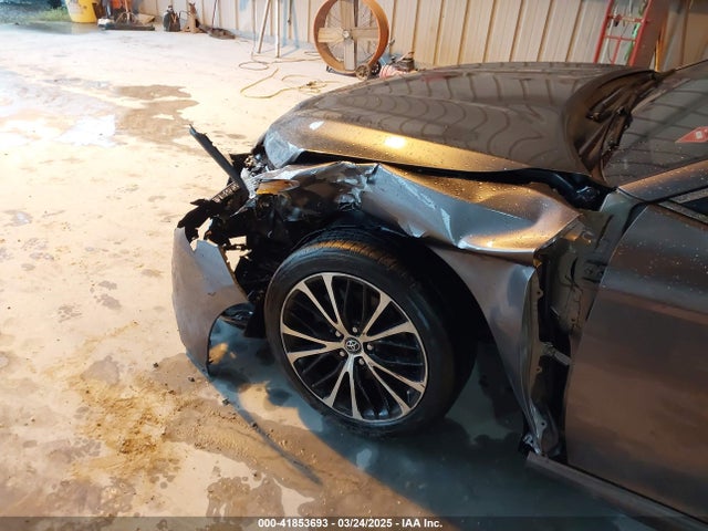 4T1B11HK8KU723894 Toyota CAMRY SE