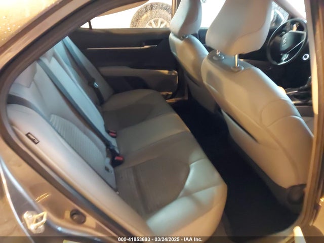 4T1B11HK8KU723894 Toyota CAMRY SE