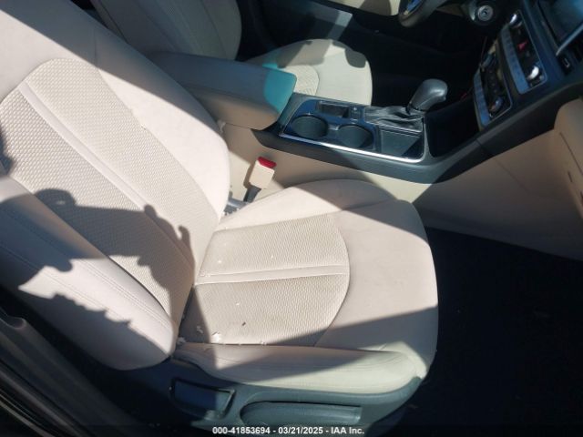 5NPE24AF1KH796242 Hyundai SONATA SE