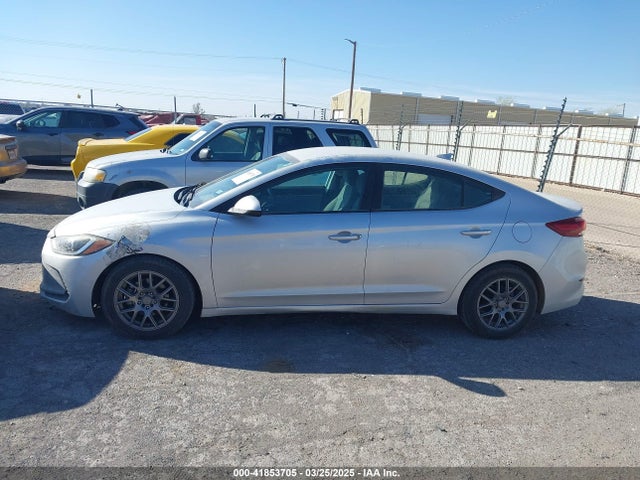 5NPD84LF6HH111247 Hyundai ELANTRA SE