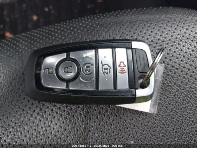 1FMCU9J97LUB28148 Ford Escape Titanium