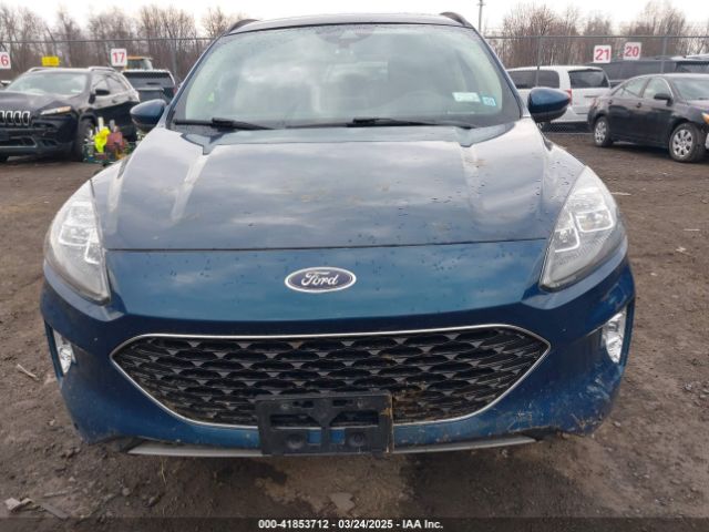 1FMCU9J97LUB28148 Ford Escape Titanium