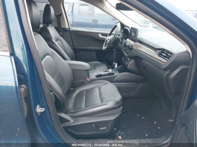 1FMCU9J97LUB28148 Ford Escape Titanium