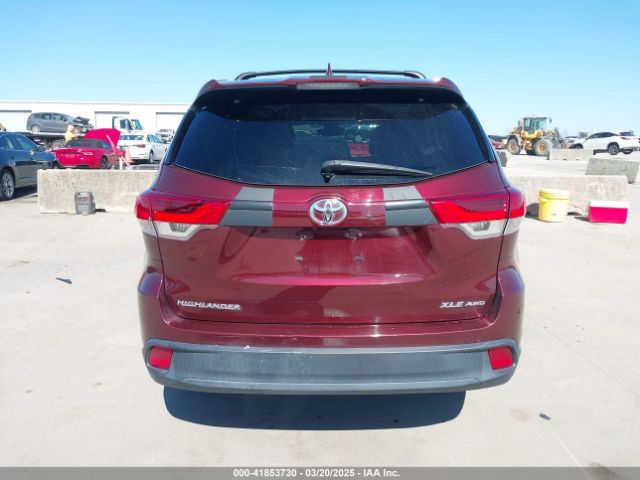 5TDJZRFH6JS886819 Toyota Highlander Xle