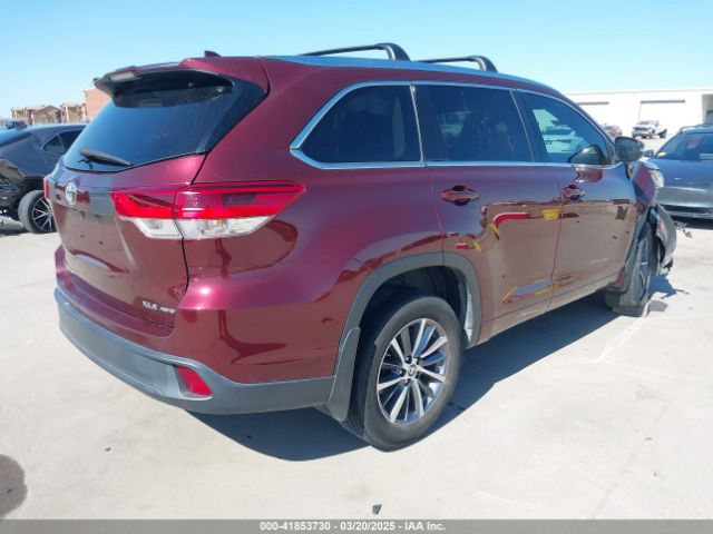 5TDJZRFH6JS886819 Toyota Highlander Xle