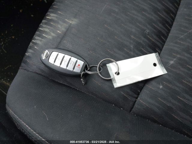 KNMAT2MT3JP586116 Nissan ROGUE SV