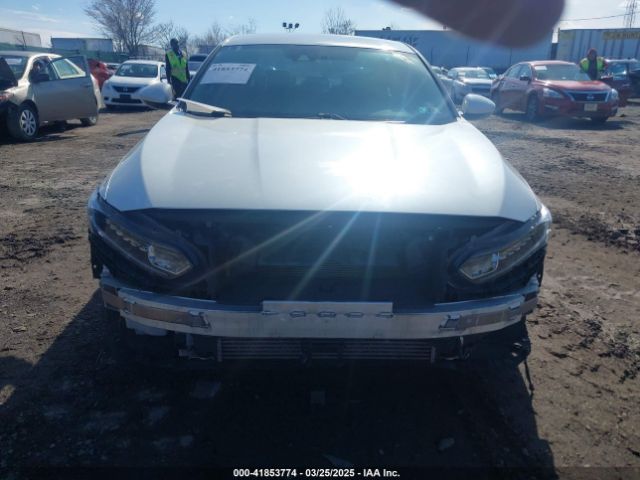 1HGCV1F38LA136723 Honda Accord Sport