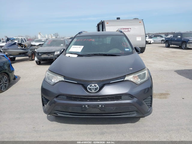 Toyota RAV4 LE 2016 JTMZFREV5GJ098557 Image 12