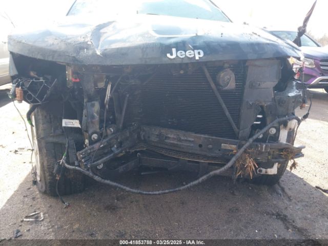 1C4RJFAG7LC148099 Jeep Grand Cherokee Laredo E 4x4