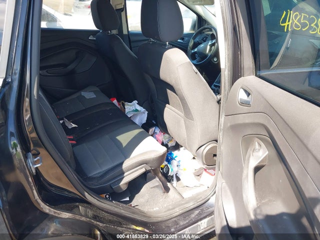 1FMCU0GX8EUA37281 Ford Escape