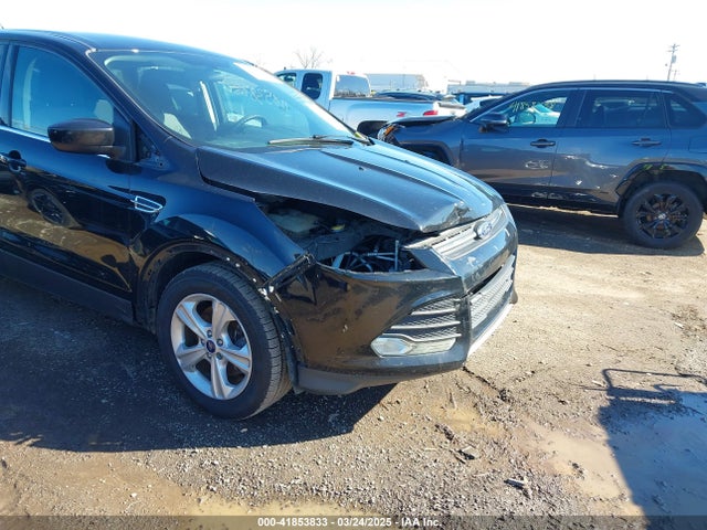 1FMCU9GX0GUA51778 Ford ESCAPE SE