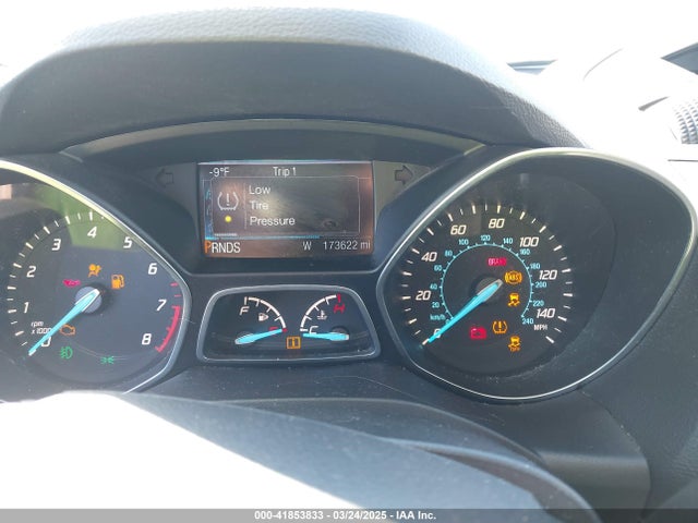 1FMCU9GX0GUA51778 Ford ESCAPE SE