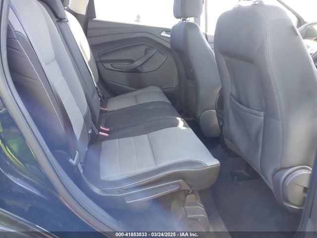1FMCU9GX0GUA51778 Ford ESCAPE SE