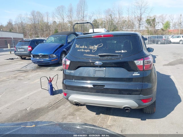 1FMCU0G96HUC96700 Ford ESCAPE SE