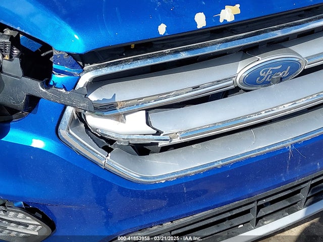 1FMCU9GD4HUA21237 Ford ESCAPE SE