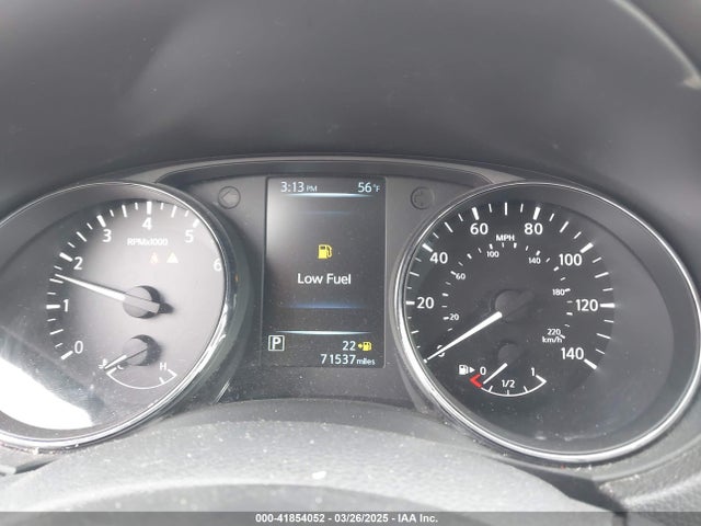 5N1AT2MV8HC770837 Nissan Rogue Sl