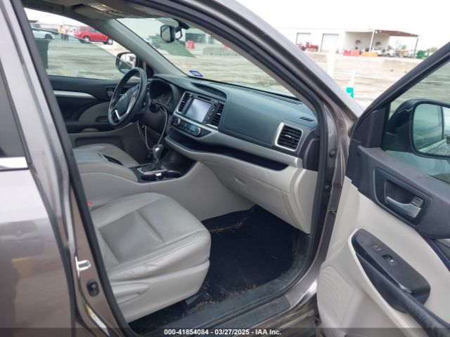 5TDKKRFH5FS110035 Toyota Highlander Xle V6