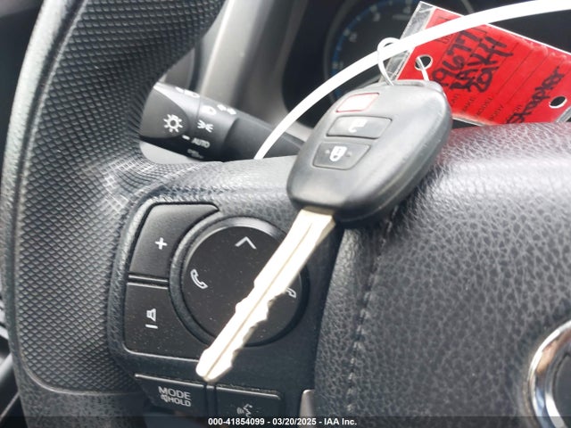 Toyota RAV4 LE 2017 JTMZFREV5HJ150075 Image 11