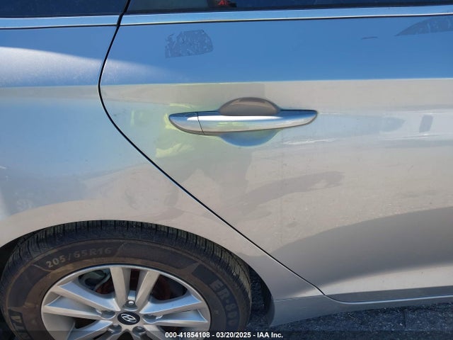 5NPE24AF8GH310601 Hyundai SONATA SE