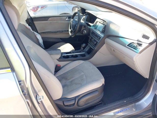 5NPE24AF8GH310601 Hyundai SONATA SE