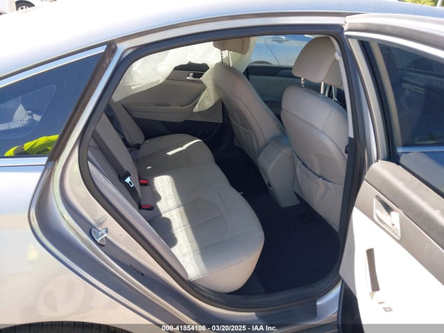 5NPE24AF8GH310601 Hyundai SONATA SE
