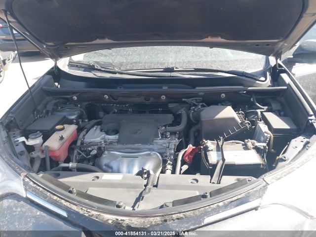 2T3ZFREV8JW489873 Toyota RAV4 LE