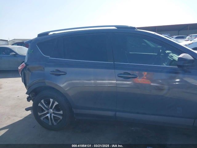 2T3ZFREV8JW489873 Toyota RAV4 LE