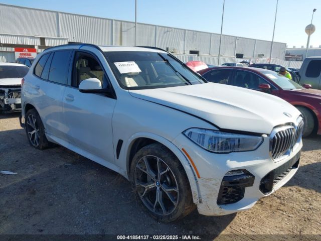 2020 BMW X5 5UXCR6C04L9B02520