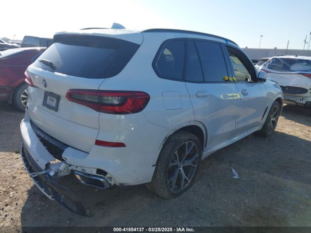 2020 BMW X5 5UXCR6C04L9B02520 Photo 3