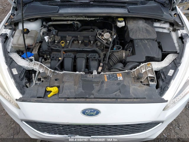 1FADP3K2XJL280920 Ford FOCUS SE