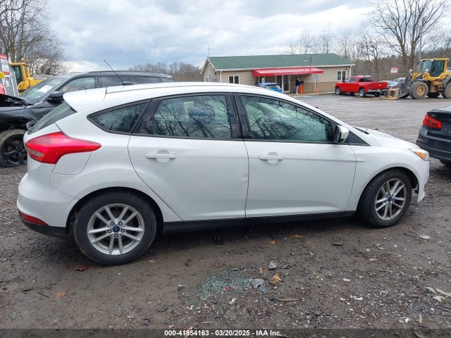 1FADP3K2XJL280920 Ford FOCUS SE