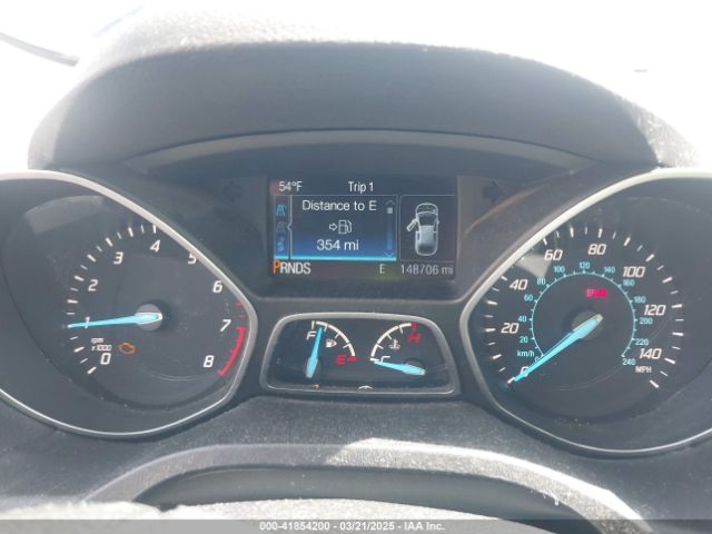 1FMCU9GX6FUB27096 Ford ESCAPE SE