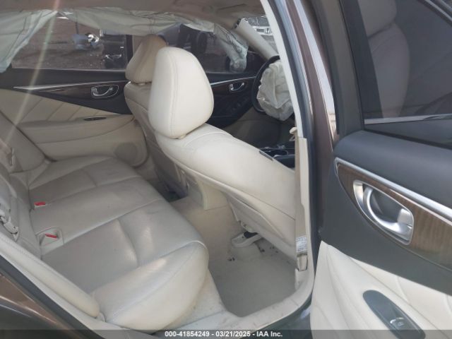 JN1BV7AR1EM704808 Infiniti Q50 Premium