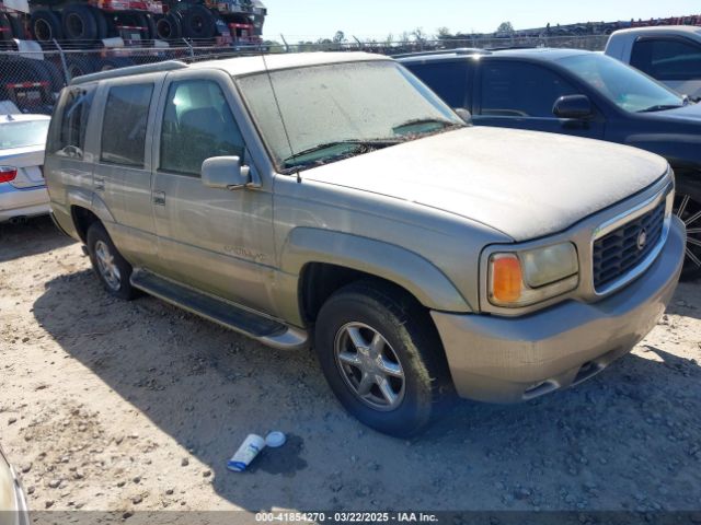2000 CADILLAC ESCALADE 1GYEK63R2YR209125