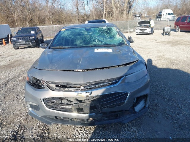 1G1ZE5ST8HF130655 Chevrolet MALIBU 1LT