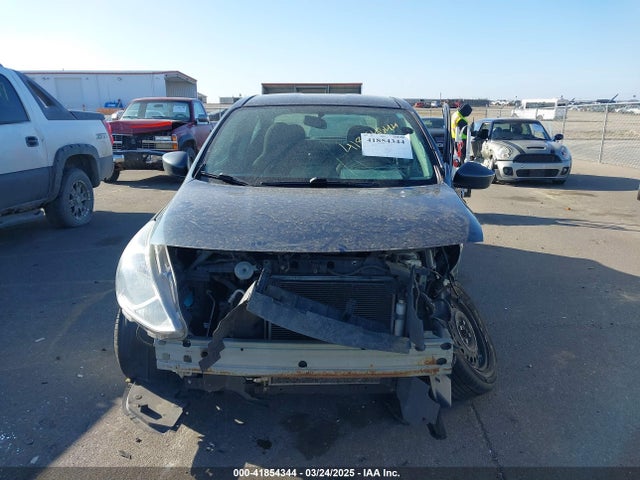 3N1CN7AP7HL822055 Nissan Versa 1.6 S+