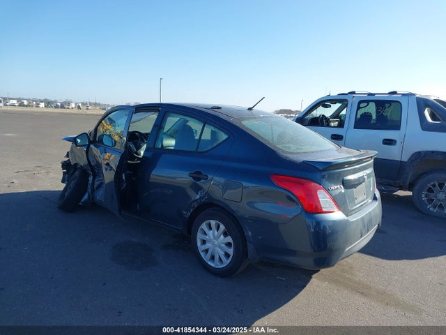 3N1CN7AP7HL822055 Nissan Versa 1.6 S+